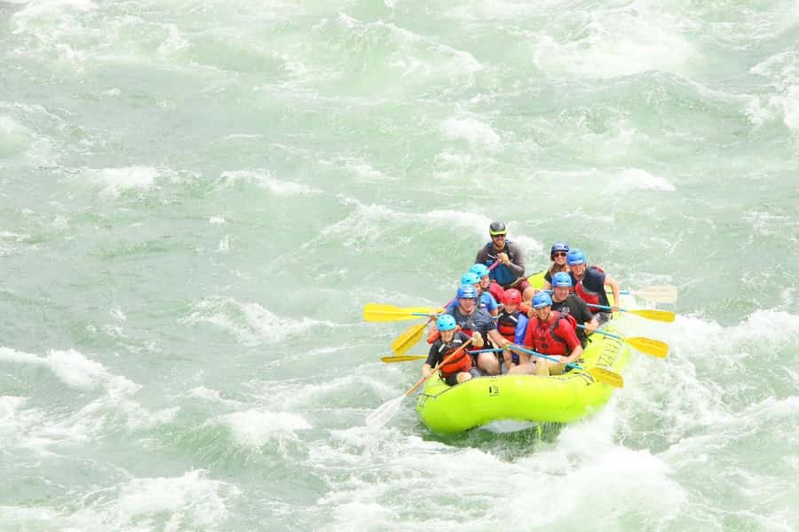 Gardiner: Full Day Raft Trip on the Yellowstone River+Lunch - Swimming Holes and River Quiet