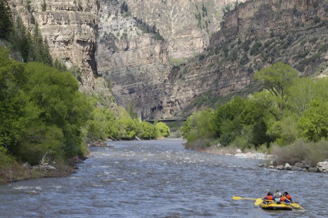 Glenwood Springs Short and Mild Rafting Trip - Key points to know before you book