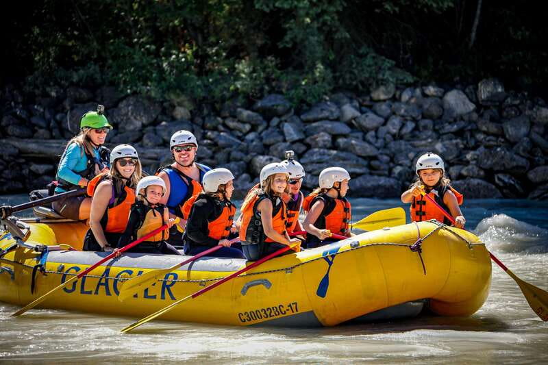 Golden, BC: Kicking Horse River Family Rafting with Lunch - Returning to Golden and getting warm