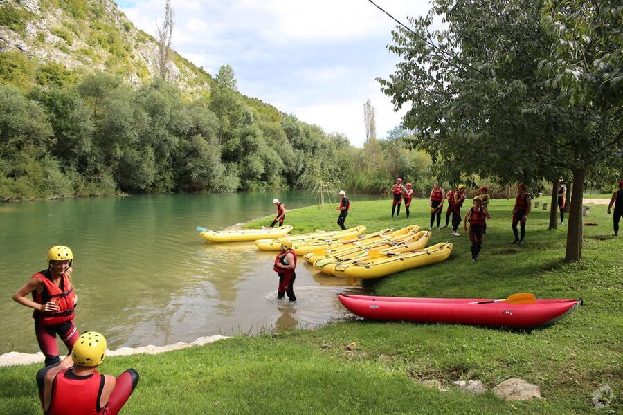 Half-Day Cetina River Rafting - Swimming stops and the platform jump