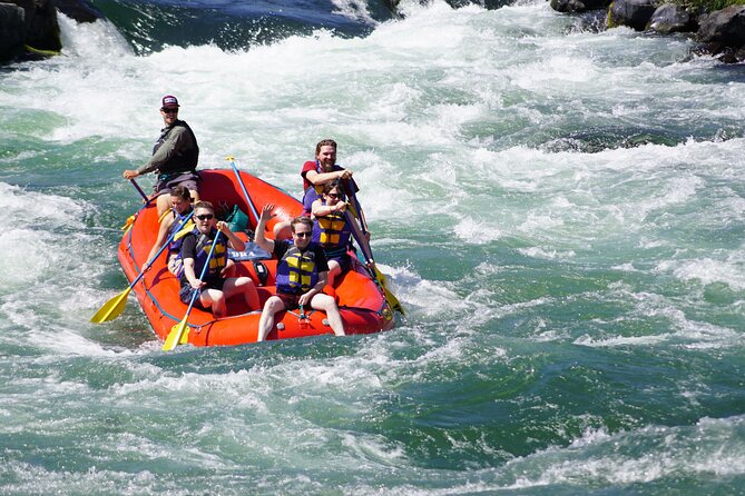 Half-Day Guided Whitewater Rafting - Deschutes River - Guides, safety, and the wet factor