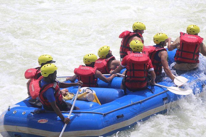 Half Day Zambezi Whitewater Rafting - What the Zambezi rafting day is really like