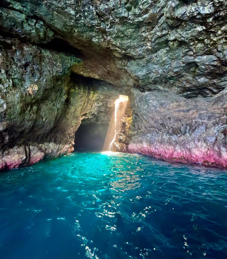 Kauai: Nā Pali Coast Zodiac Raft Sea Caves + Snorkel - Weather decisions are part of the experience