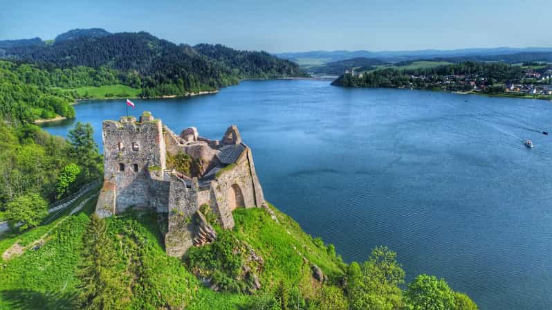 Krakow: Traditional Dunajec Rafting and Mountain Chairlift - The Dunajec River by wooden raft