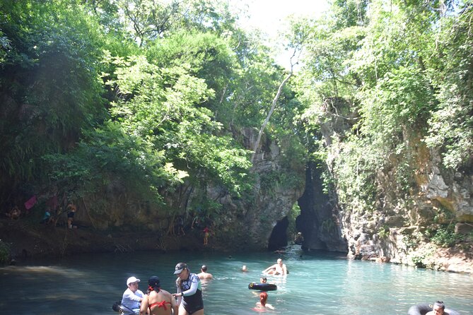La Leona waterfall Cliffjumping White water Tubbing PrivateTour - What private service changes
