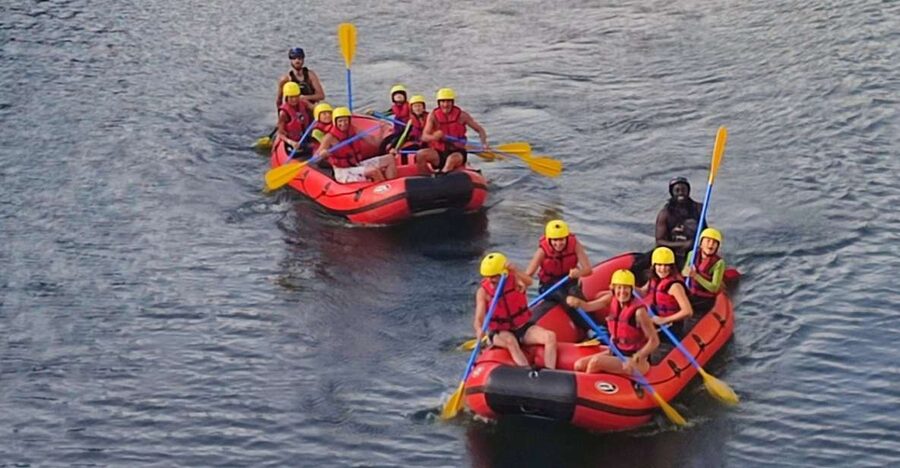 Lucca: Family-Friendly Rafting soft - A gentle river adventure near Borgo a Mozzano