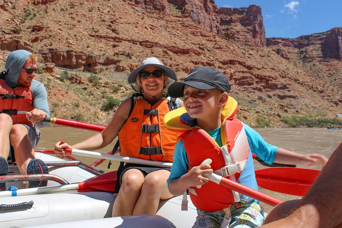 Moab Afternoon Half Day Rafting Trip - Colorado River - The guides are a major part of the value