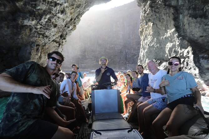 Nā Pali Coast Zodiac Raft Sea Caves Expedition on Kauai - Snacks, drinks, and practical gear