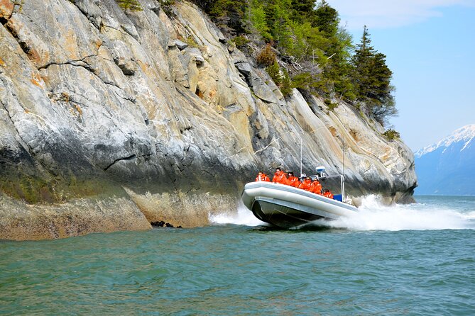 Ocean Raft Alaska - The crew adds more than boat handling
