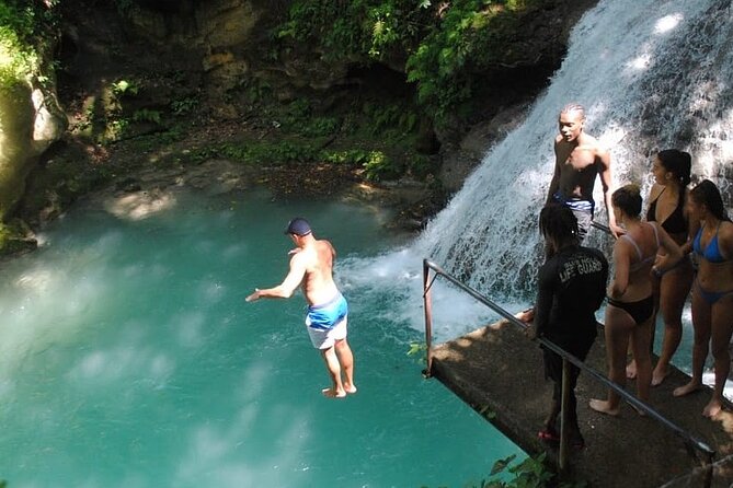 Private Transport to River Tubing or Rafting and Blue Hole combo - Who will enjoy this most