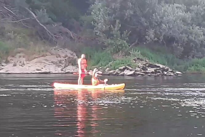 Rafting Experience on the Minho River with Coraltours Minho - The Alvarinho finish at Solar do Alvarinho