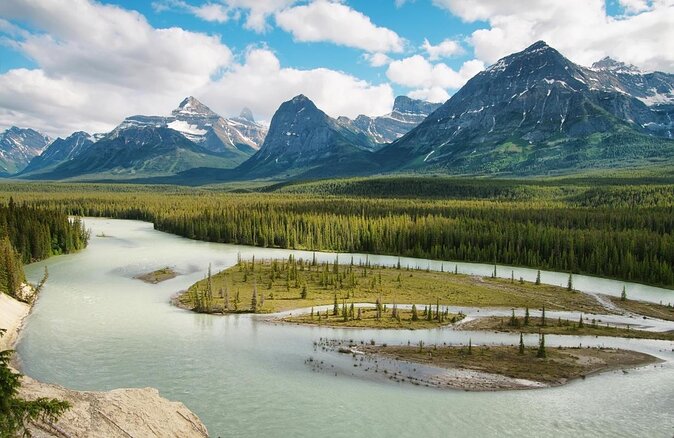 Rafting on Athabasca River Mile 5 in Jasper - Key points to know before you book
