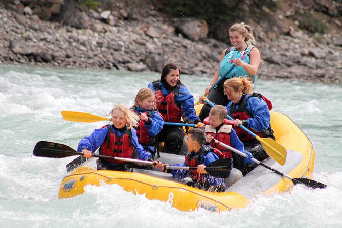 Rafting on Athabasca River Mile 5 in Jasper - Meeting in Jasper and riding to the river
