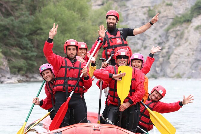 Rafting on the Durance - Embrun - Getting equipped at EVP, Eau Vive Passion