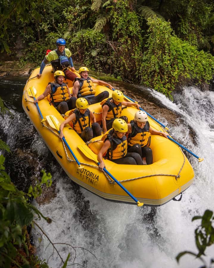 Rotorua Rafting: Kaituna River Rafting Experience-Free Sauna - Learning the commands before the first rapid