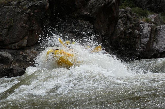Royal Gorge Rafting Half Day Tour (FREE wetsuit use!) - Class IV Extreme fun! - Rapids with names and real force
