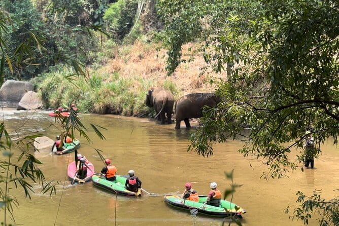 Safety whitewater rafting in Chiangmai by Khampan Rafting - Getting onto the Mae Taeng River