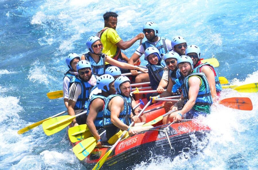 Side/Antalya: Jeep, Buggy, Rafting & Zipline Tour with lunch - The first 45 minutes on the river