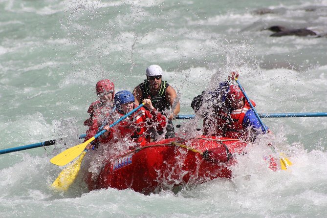 Sunwapta Challenge Whitewater Rafting: Class III Rapids - The Sunwapta River is the main event