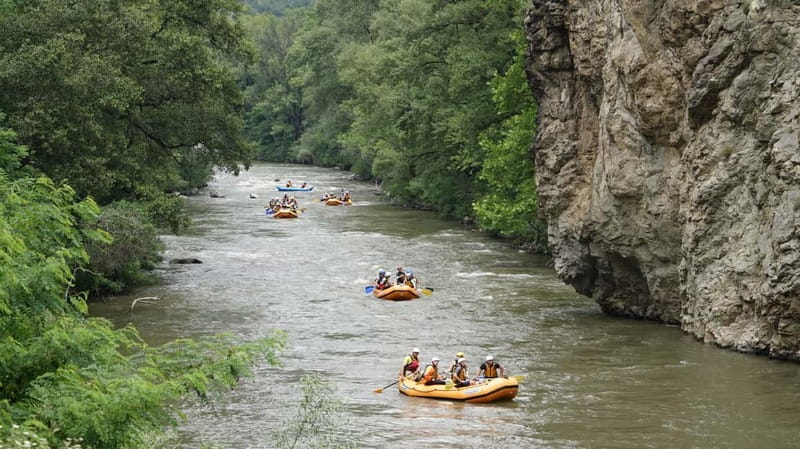 Superb Rafting Adventure on the Struma River - The guide and the safety setup