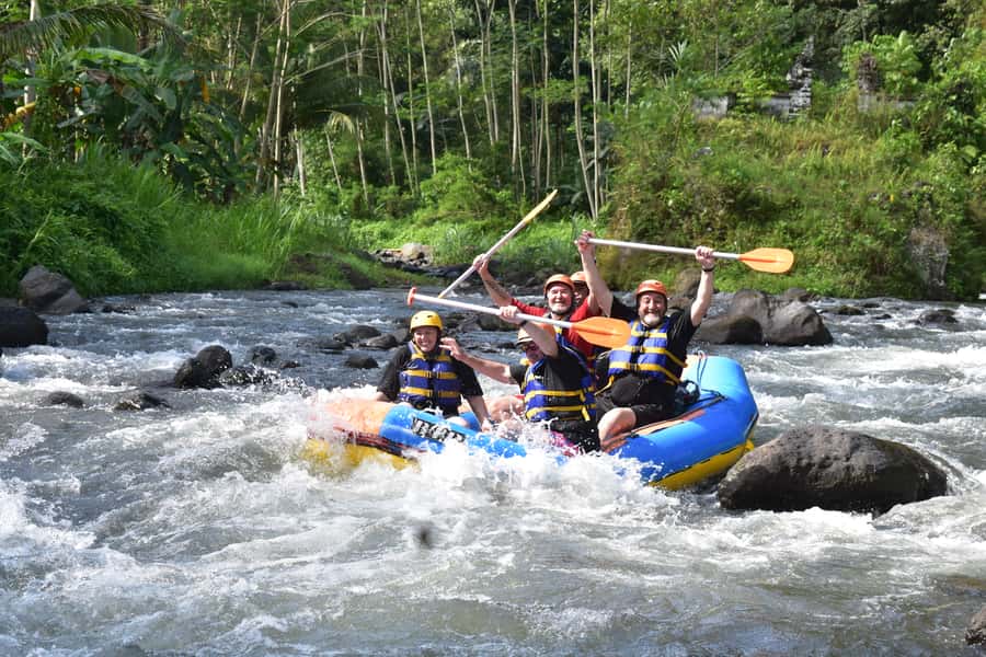 Telaga Waja: White Water Rafting with Lunch - Lunch in the Wilderness