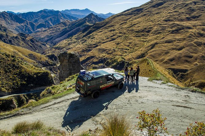 The Hobbit Barrel Run Rafting Tour on the Pelorus River - Milling and mining stories beyond the movie