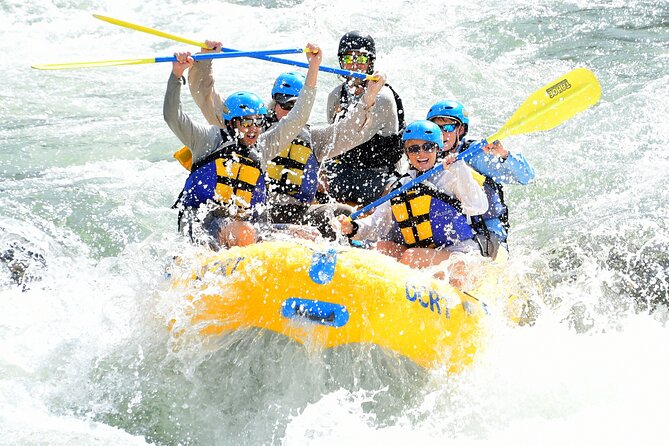 Truckee River: Boca to Floriston Run (Class III Whitewater) - Gentle water first, then boulder gardens