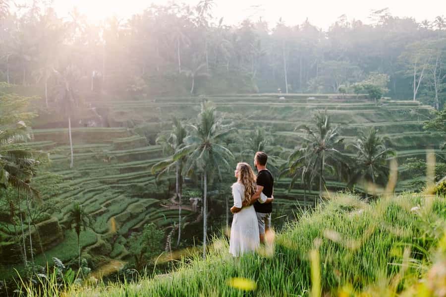 Ubud: Zip-line Adventure, River Rafting & Rice Terraces Tour - Lunch, showers, towels, and lockers