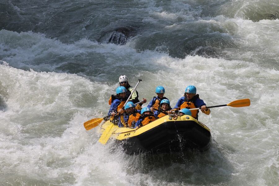 Val di Sole: Rafting for families on First River in Europe - The safety briefing and first easy rapids