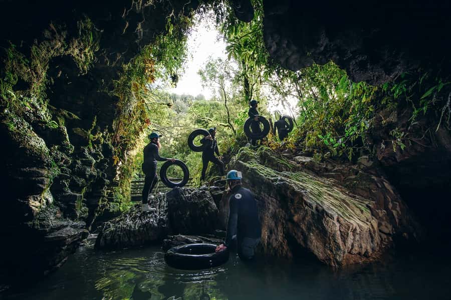 Waitomo Caves: Labyrinth Black Water Rafting Experience - Getting ready at the Black Water Rafting base