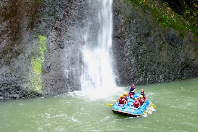 White Water Rafting Pacuare River with Lunch From Puerto Viejo - Why the Pacuare River is worth the long day