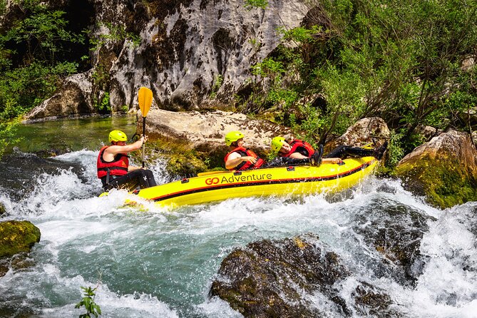 Whitewater Rafting on Cetina River from Split or Šestanovac - A local snack before the climb back up