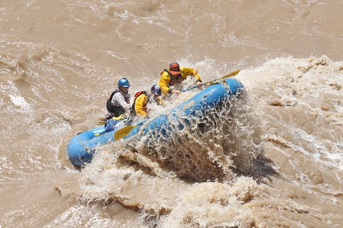Whitewater Rafting on the Colorado River - Westwater Canyon and the riverside lunch stop