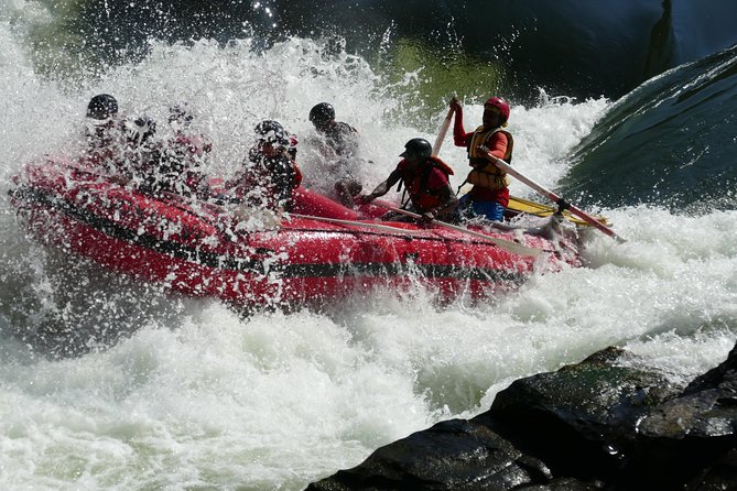 Zambezi River Class IV-V White-Water Rafting from Victoria Falls - Class IV and V water on the Zambezi